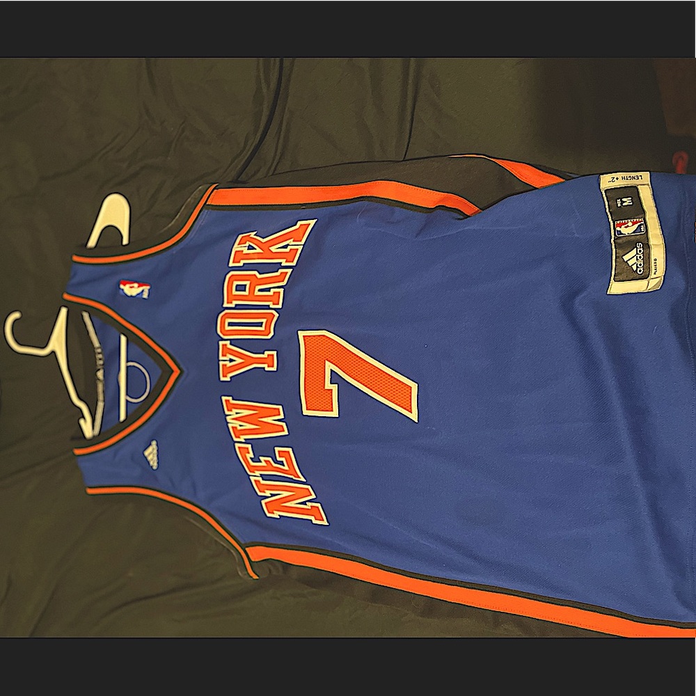 NEW YORK KNICKS JERSEY